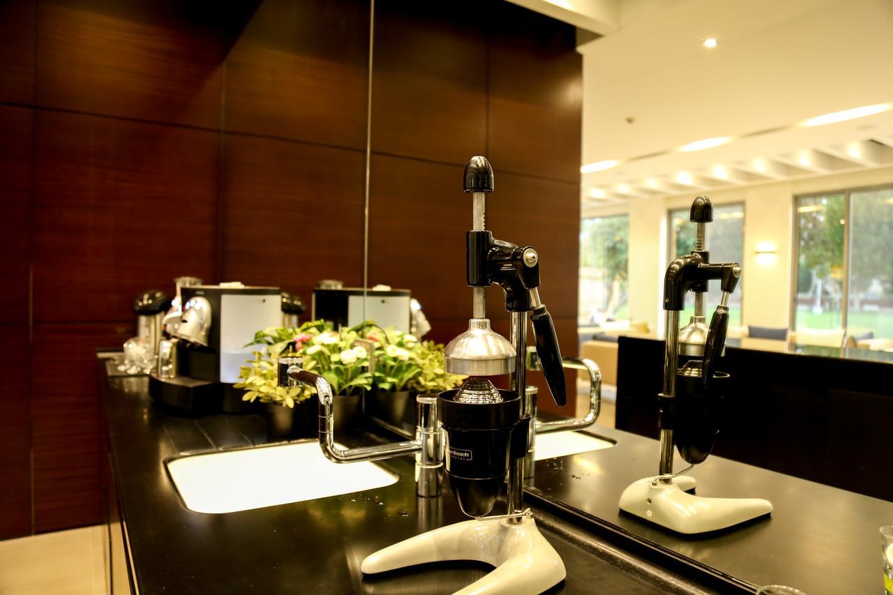 M Executive Residence & Boutique Hotel - Adults Only Ель-Хубар Екстер'єр фото