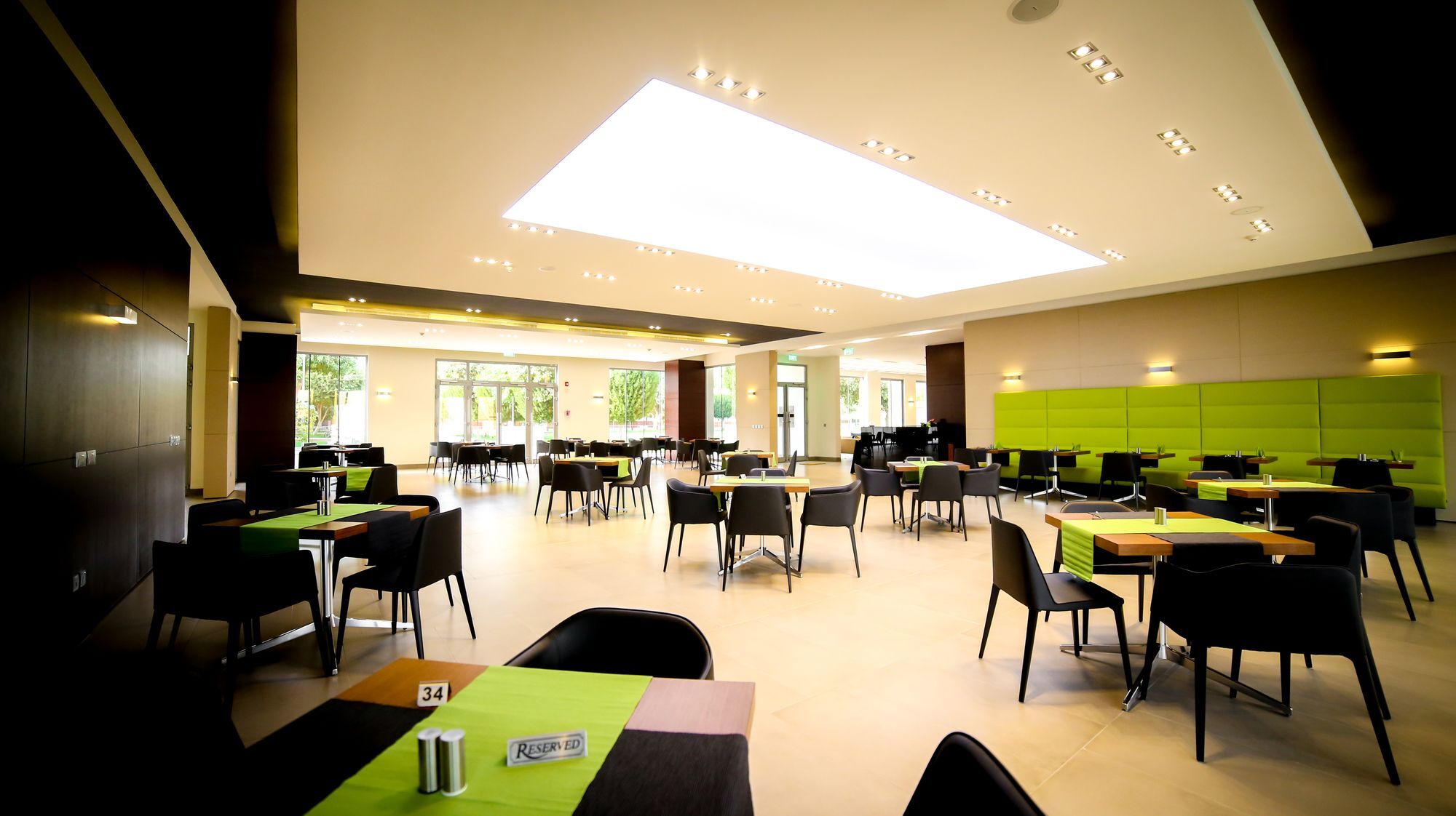 M Executive Residence & Boutique Hotel - Adults Only Ель-Хубар Екстер'єр фото